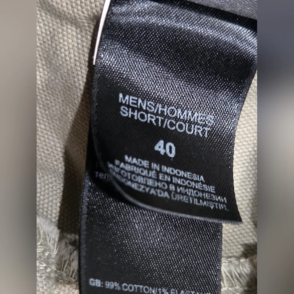 The North Face Men's Classic Straight Fit Khaki Pants Sz.40